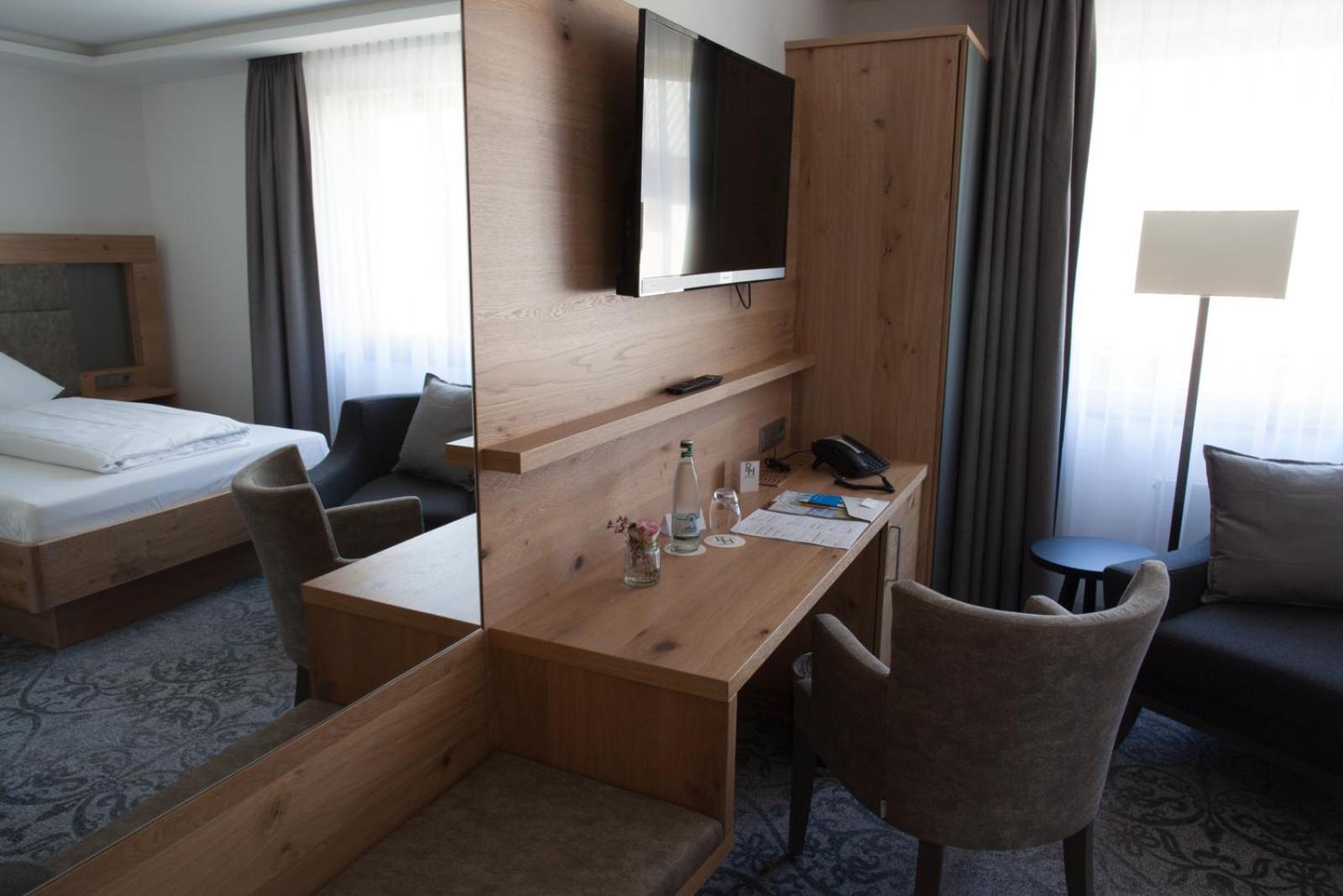 Ruehrberger Hof Hotel & Restaurant Grenzach-Wyhlen Bei Basel Extérieur photo