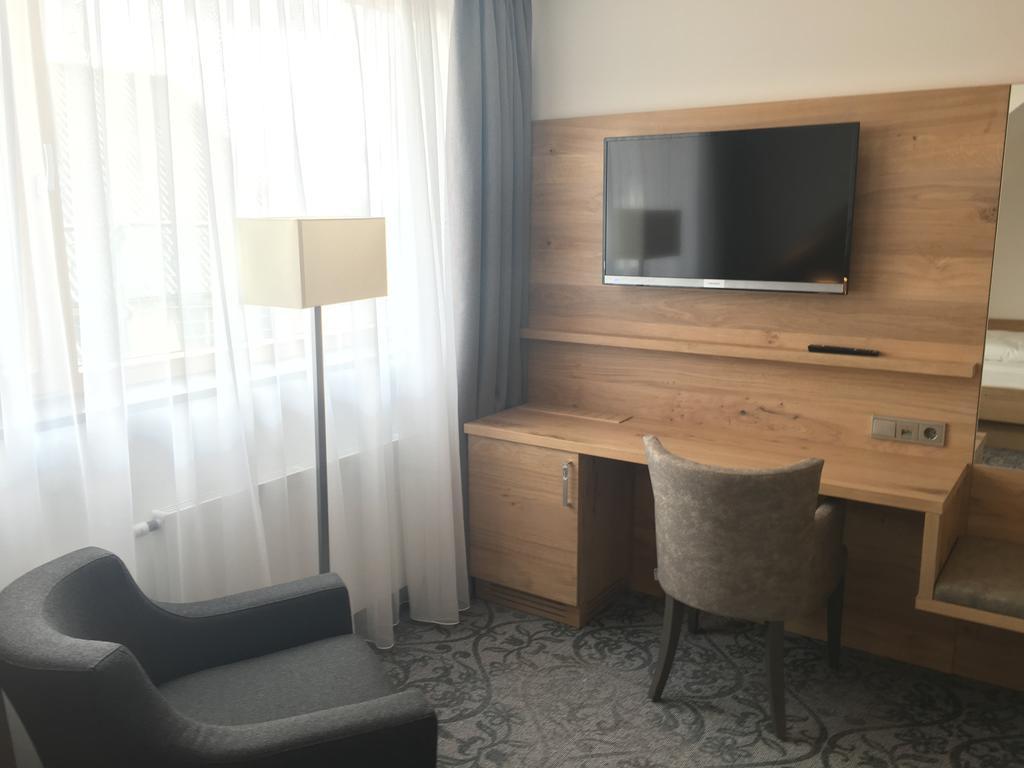 Ruehrberger Hof Hotel & Restaurant Grenzach-Wyhlen Bei Basel Extérieur photo