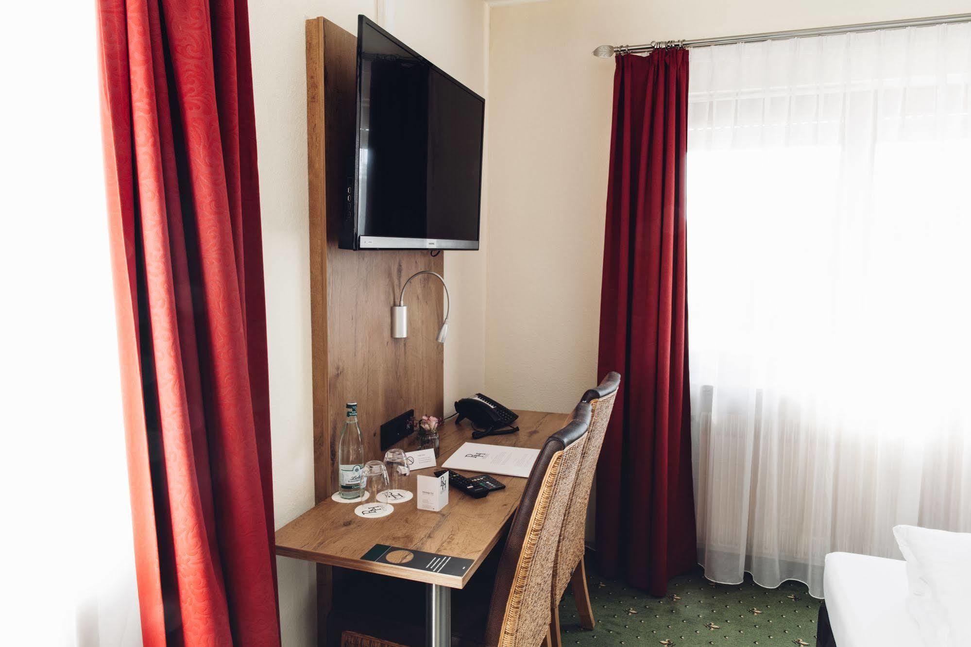 Ruehrberger Hof Hotel & Restaurant Grenzach-Wyhlen Bei Basel Extérieur photo