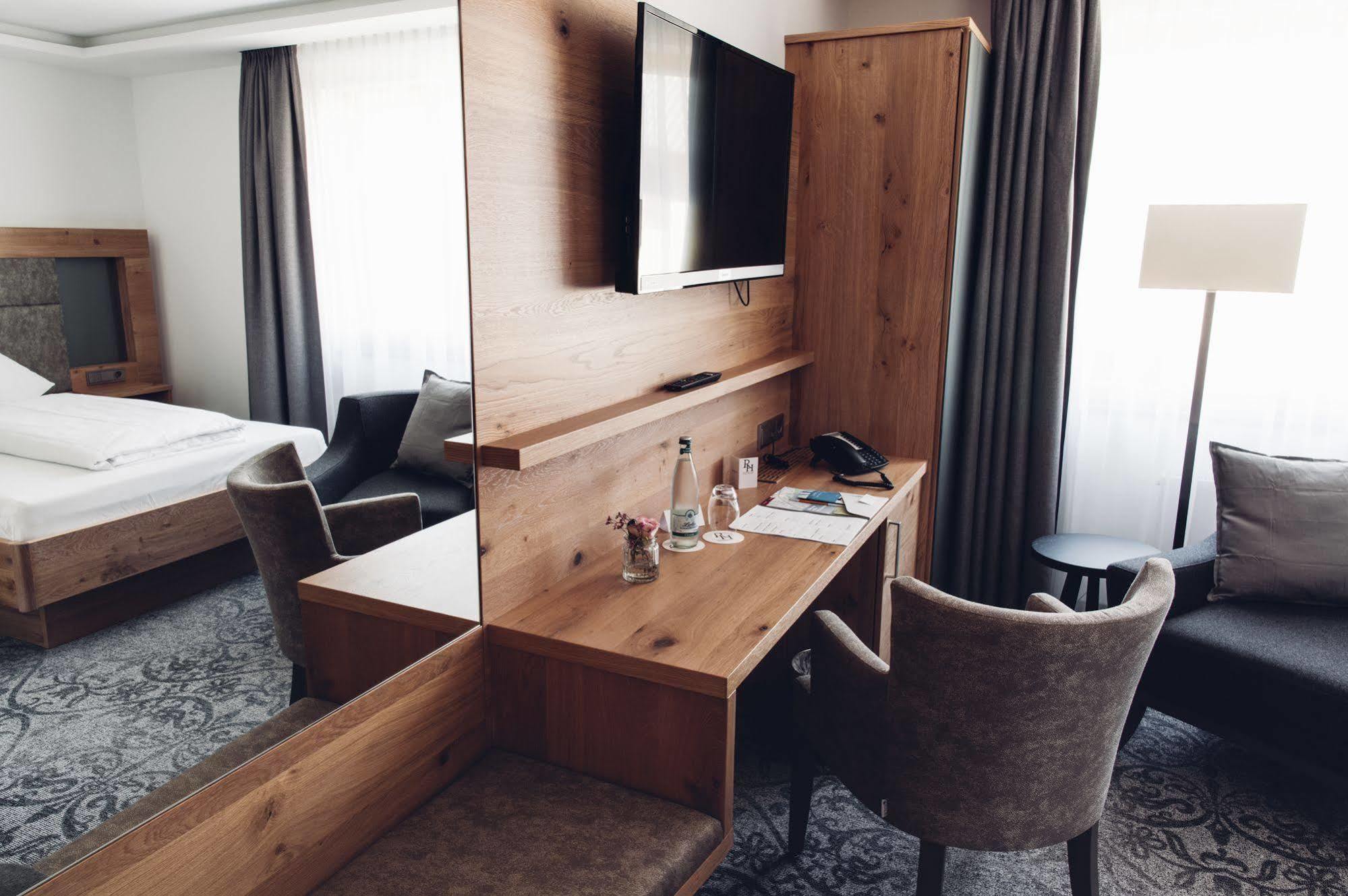 Ruehrberger Hof Hotel & Restaurant Grenzach-Wyhlen Bei Basel Extérieur photo